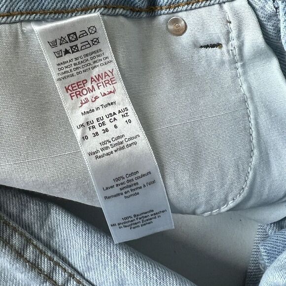 Pretty Little Thing Women’s Size 6 Denim Mini Skirt With Logo Cotton - Picture 6 of 9